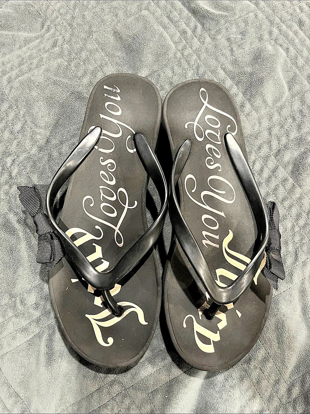 Juicy Couture Black Logo Bow Flip Flop Sandals
